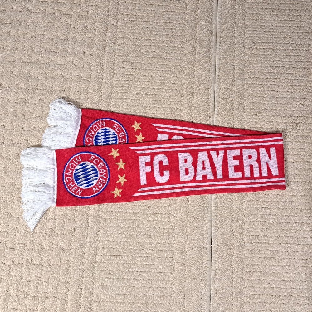 FC Bayern Munchen scarf